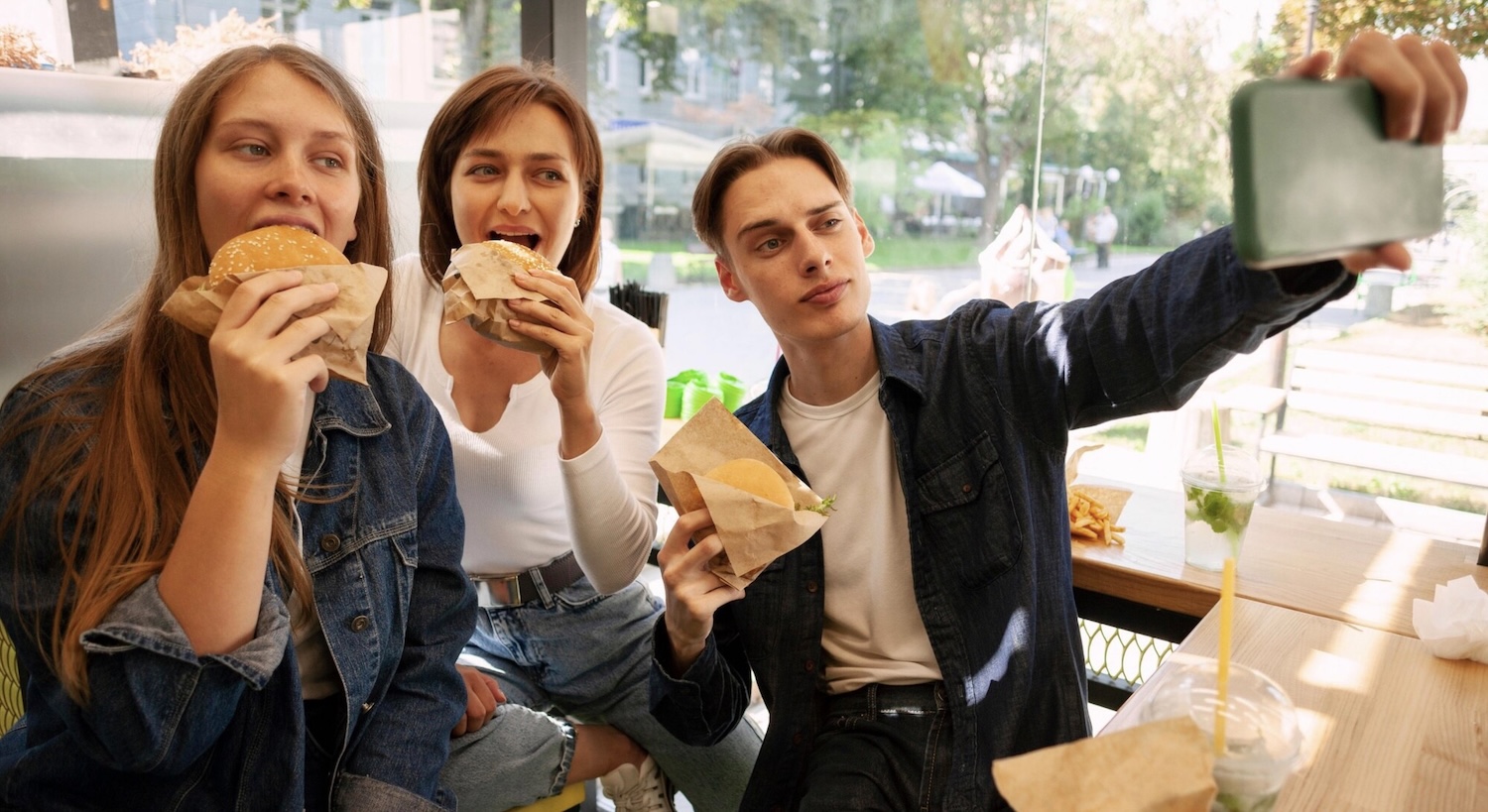 craving-mind-social-influences